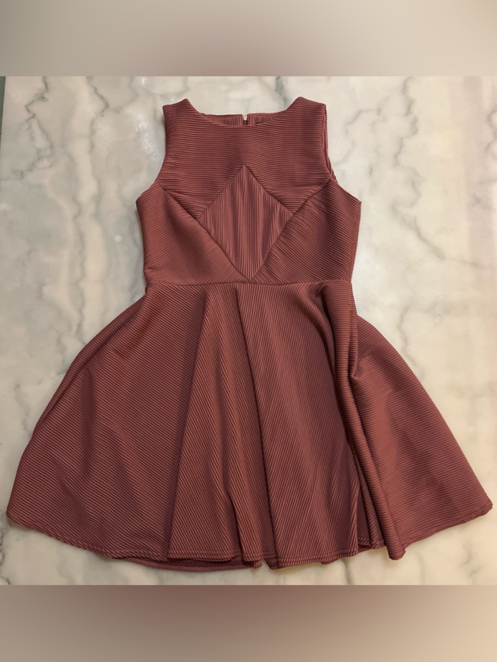 Textured Sleeveless Fit & Flare Mini Dress in Mauve